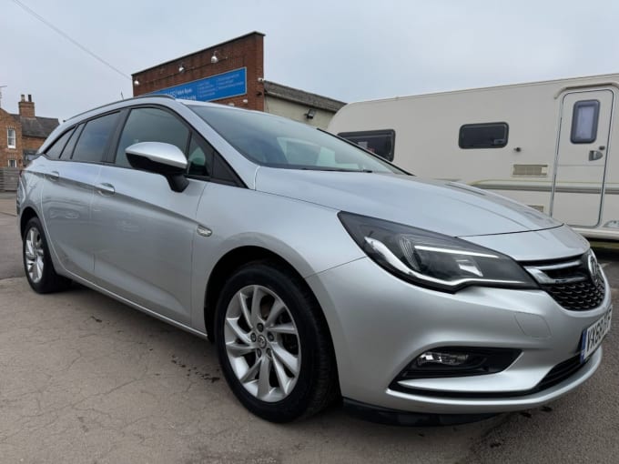 2025 Vauxhall Astra