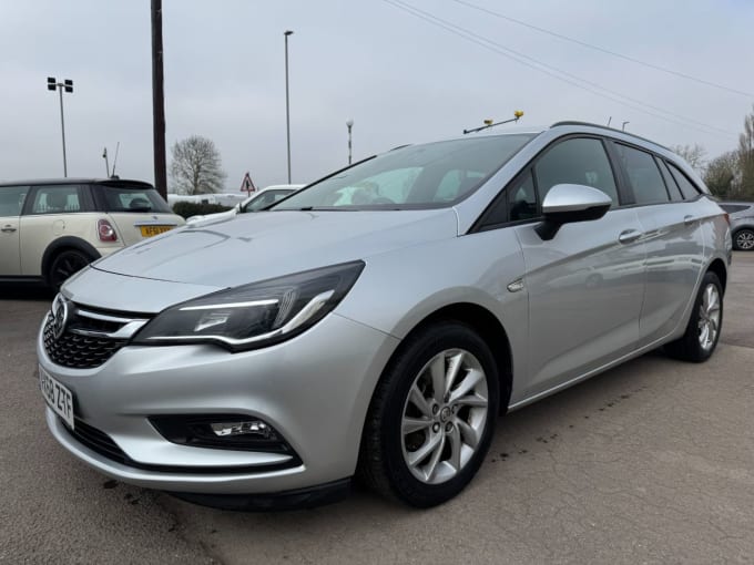 2025 Vauxhall Astra