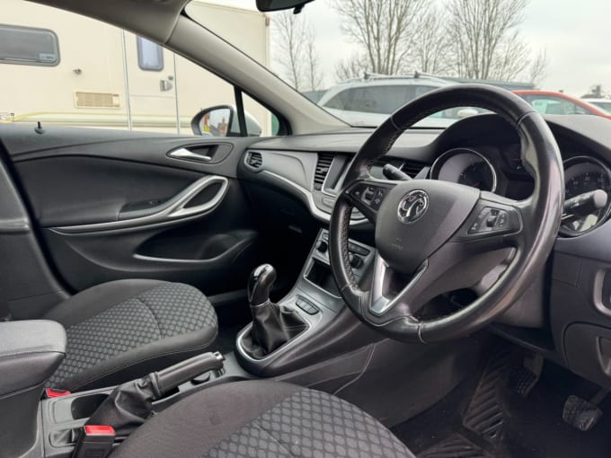 2025 Vauxhall Astra