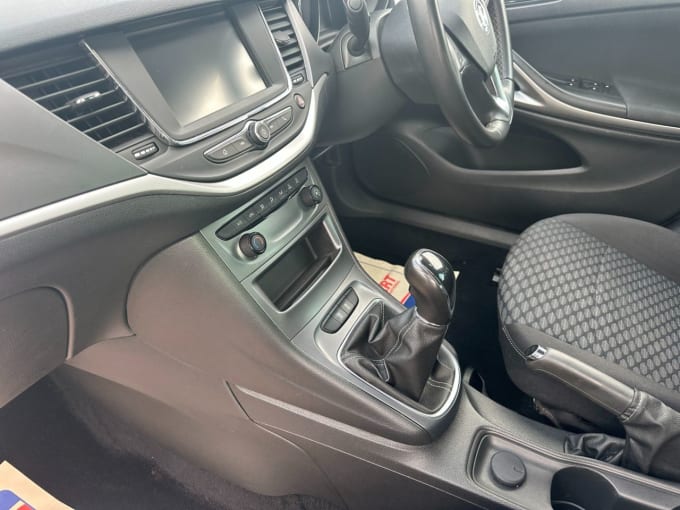 2025 Vauxhall Astra