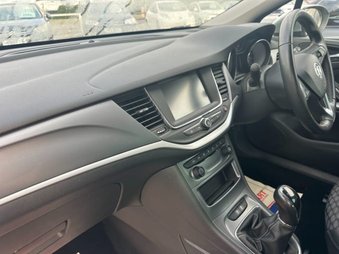 2025 Vauxhall Astra