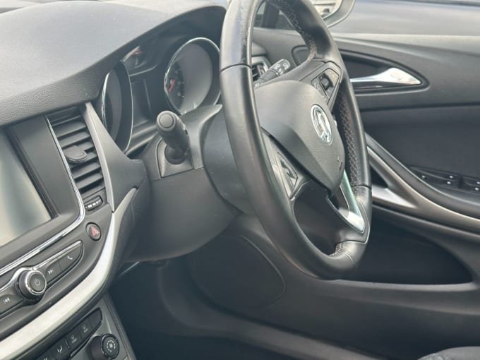 2025 Vauxhall Astra
