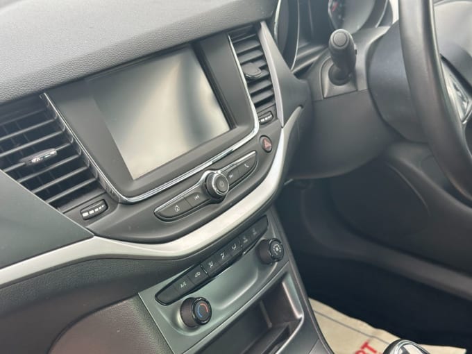 2025 Vauxhall Astra