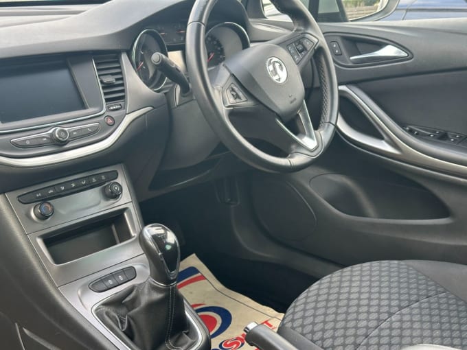2025 Vauxhall Astra