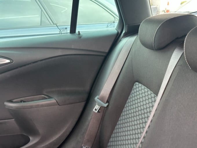 2025 Vauxhall Astra