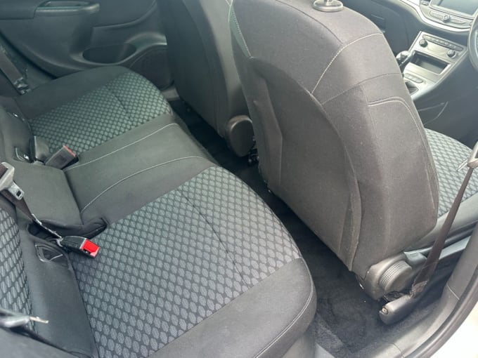 2025 Vauxhall Astra
