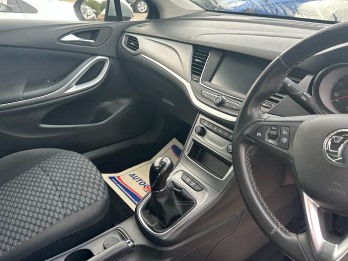 2025 Vauxhall Astra
