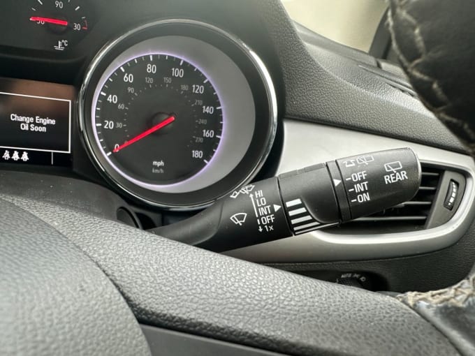 2025 Vauxhall Astra