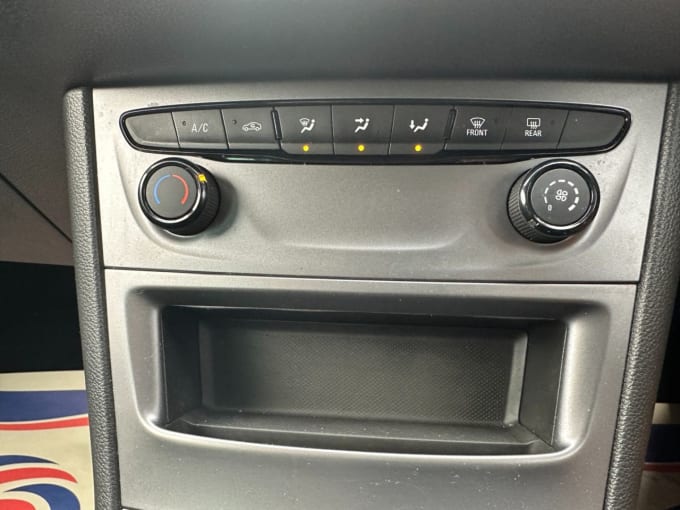 2025 Vauxhall Astra
