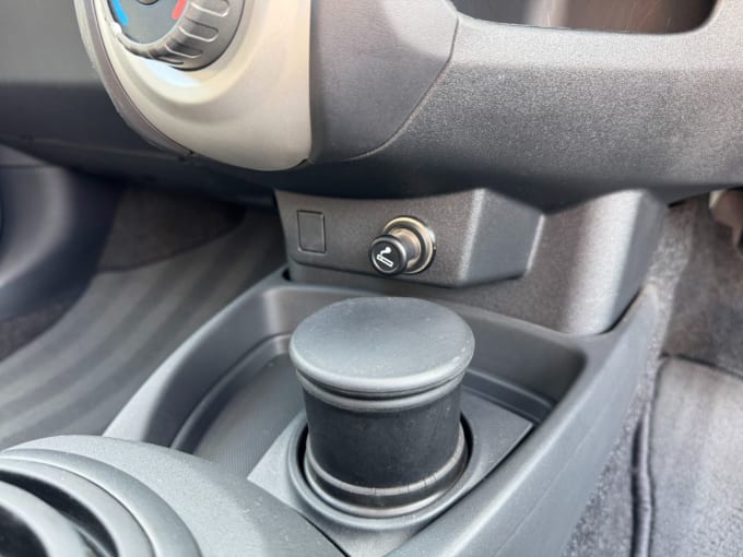 2025 Toyota Yaris