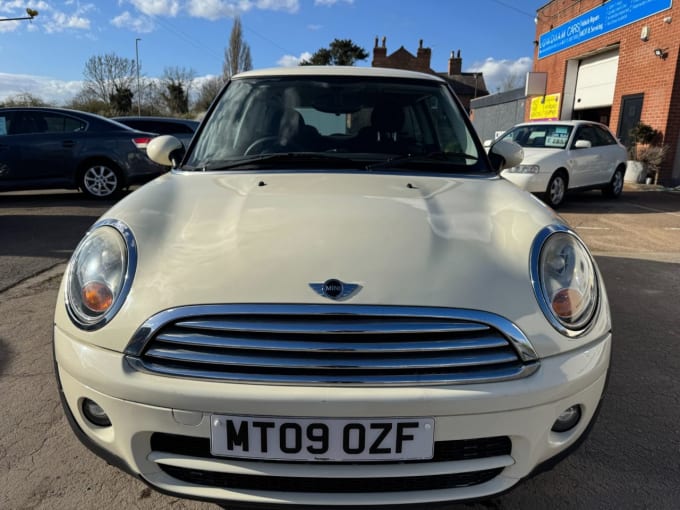 2025 Mini Hatch