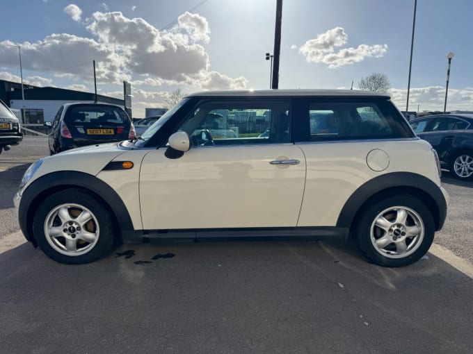 2025 Mini Hatch