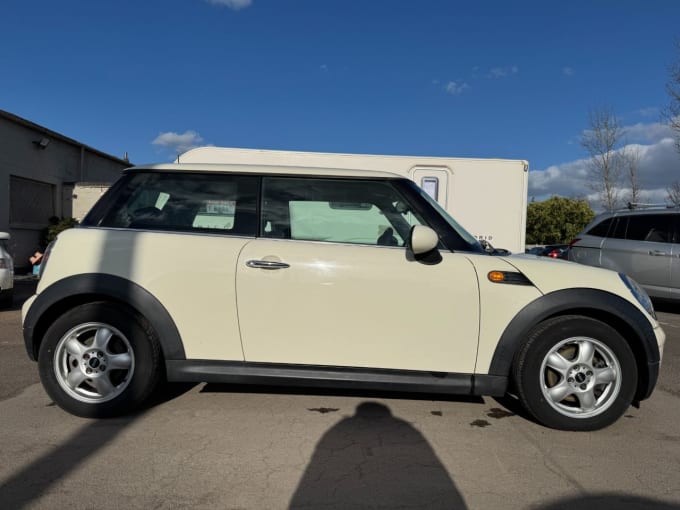 2025 Mini Hatch