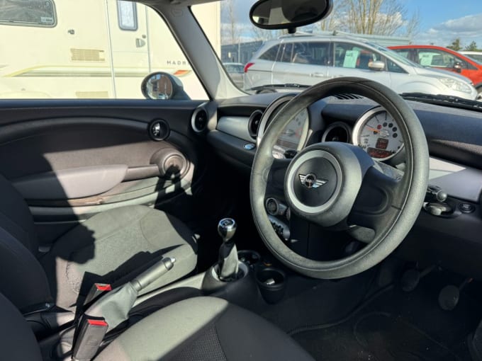2025 Mini Hatch