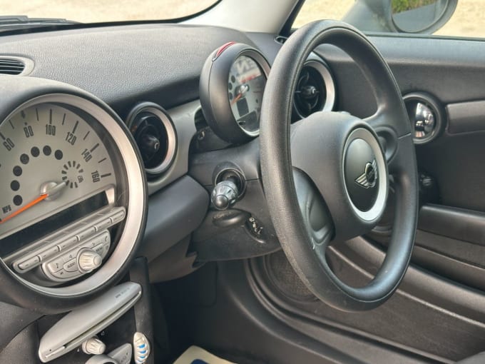 2025 Mini Hatch