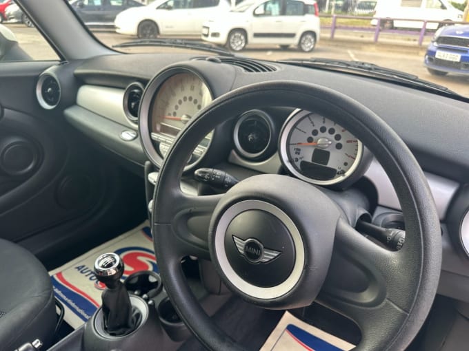 2025 Mini Hatch
