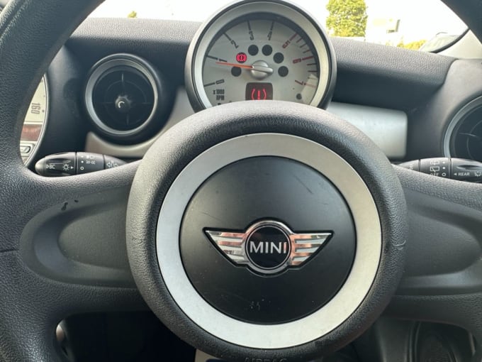 2025 Mini Hatch