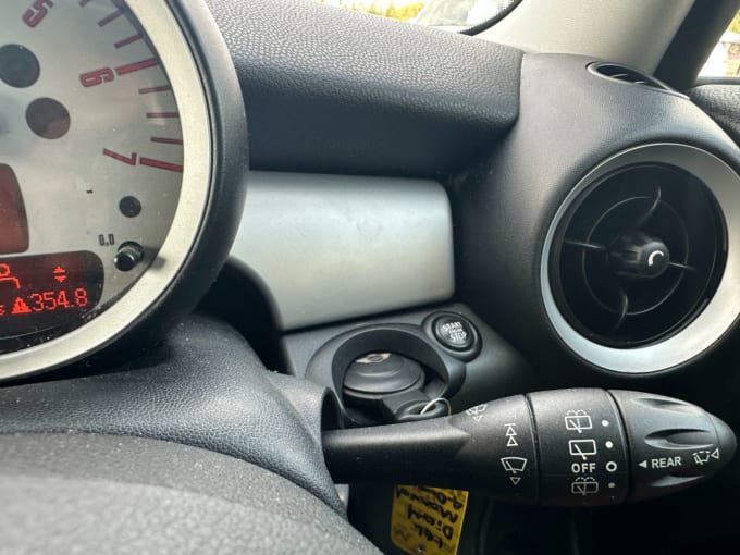 2025 Mini Hatch