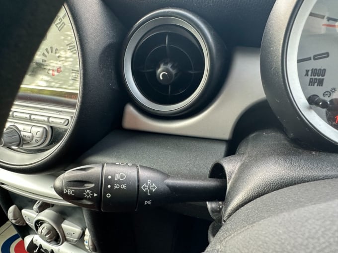 2025 Mini Hatch