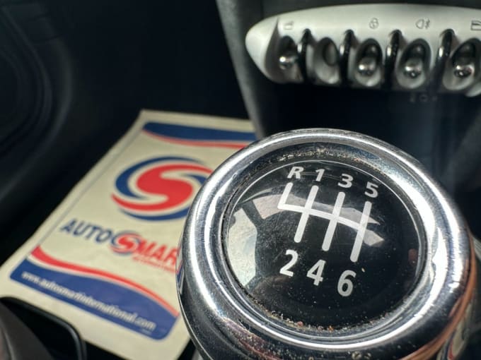 2025 Mini Hatch