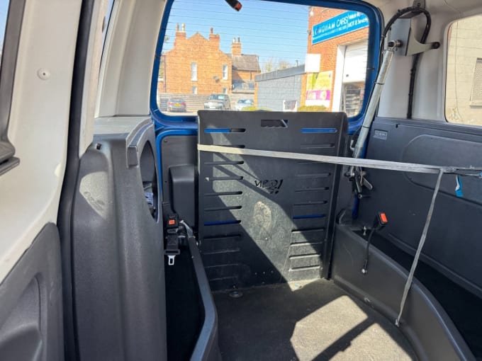2025 Volkswagen Caddy Life