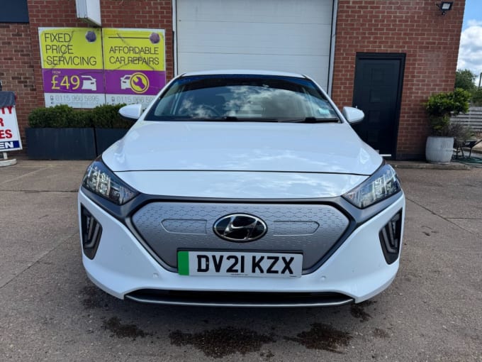 2025 Hyundai Ioniq