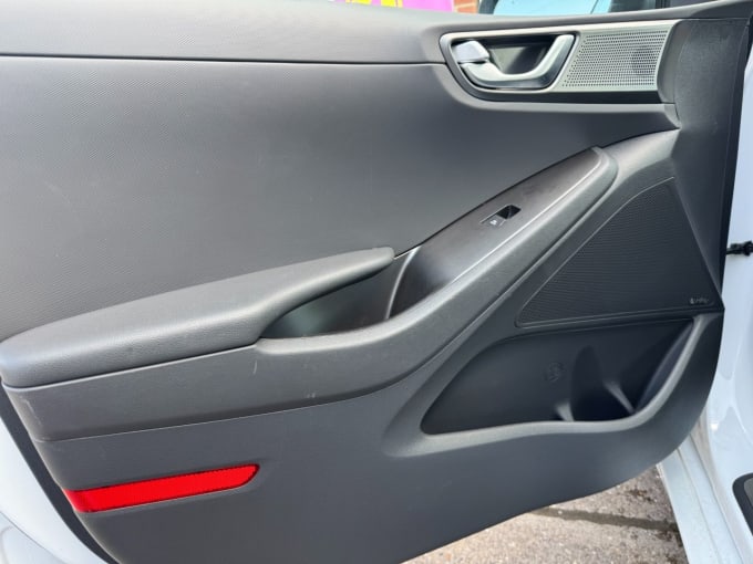 2025 Hyundai Ioniq