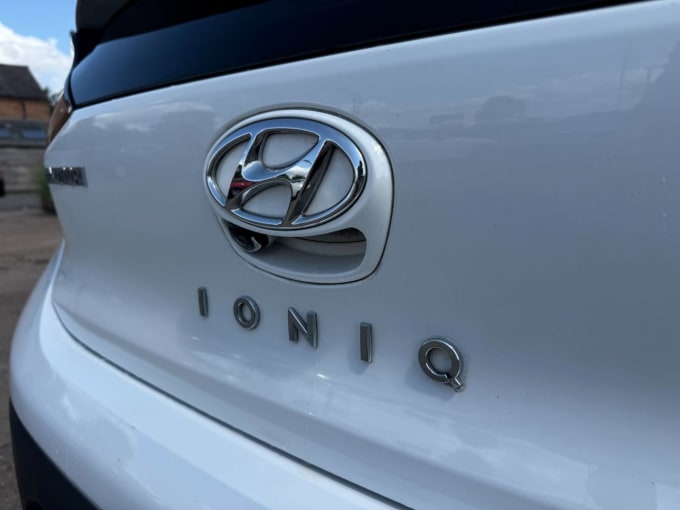 2025 Hyundai Ioniq