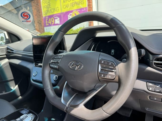 2025 Hyundai Ioniq
