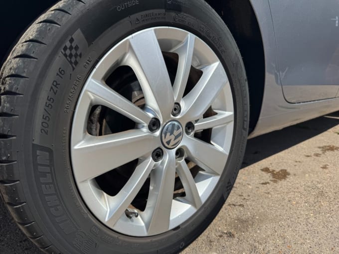 2025 Volkswagen Golf