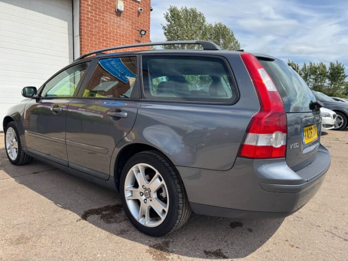 2025 Volvo V50