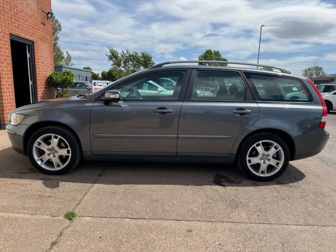 2025 Volvo V50