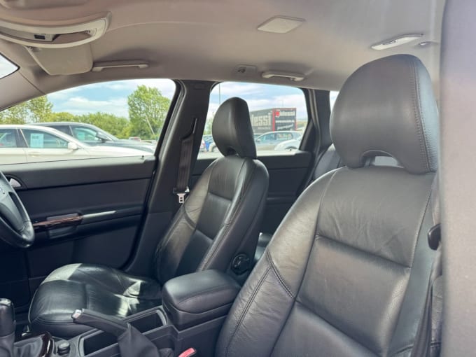 2025 Volvo V50