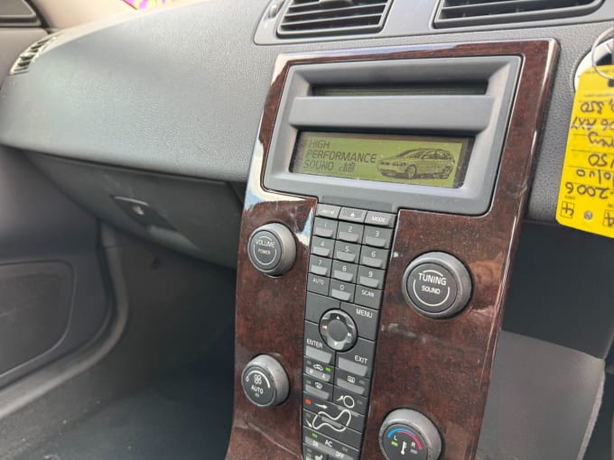 2025 Volvo V50