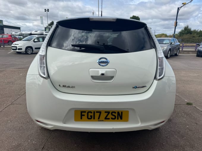 2025 Nissan Leaf