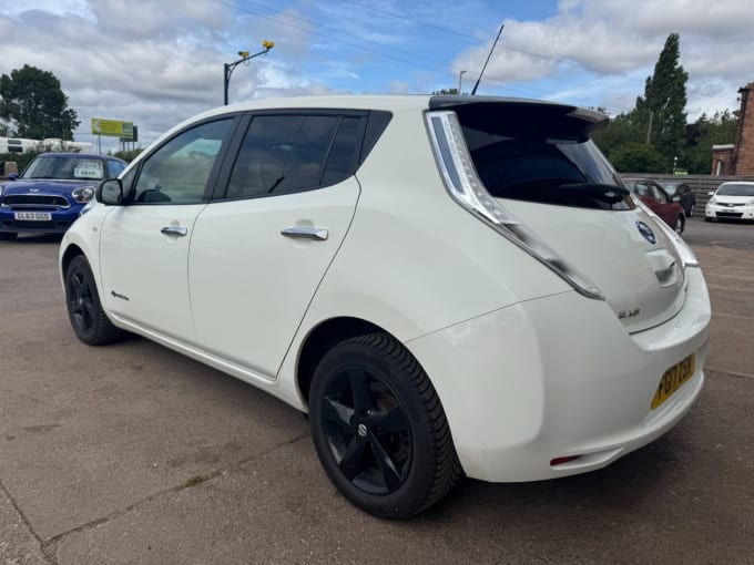 2025 Nissan Leaf