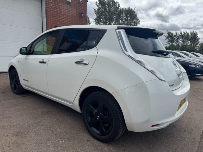 2025 Nissan Leaf