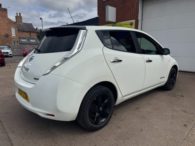 2025 Nissan Leaf