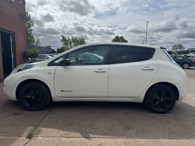 2025 Nissan Leaf