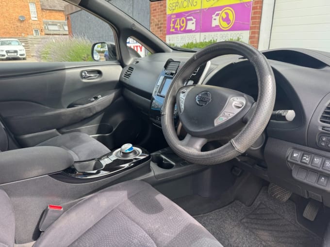 2025 Nissan Leaf