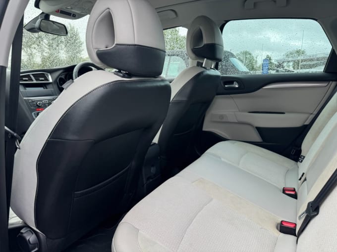 2025 Citroen C4