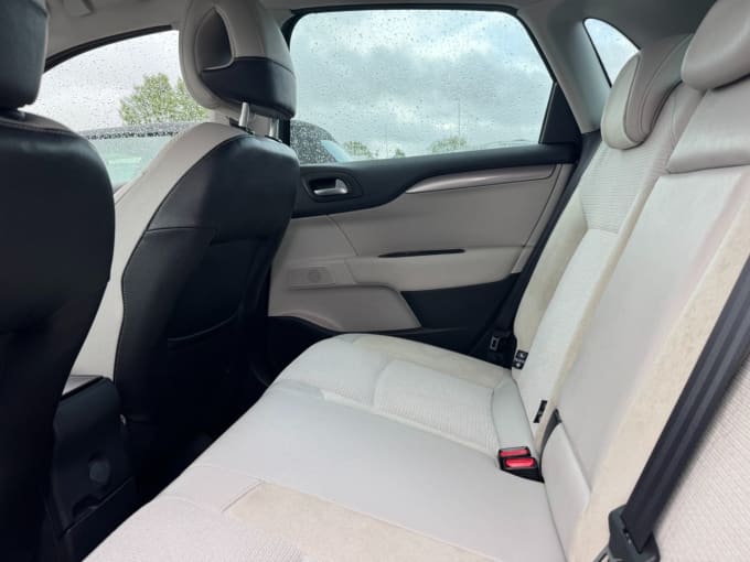 2025 Citroen C4
