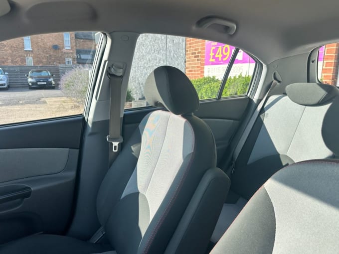2025 Kia Rio