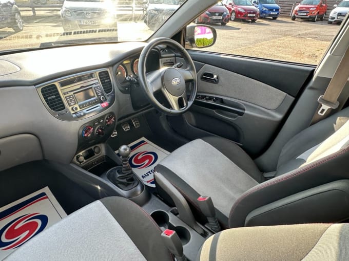 2025 Kia Rio