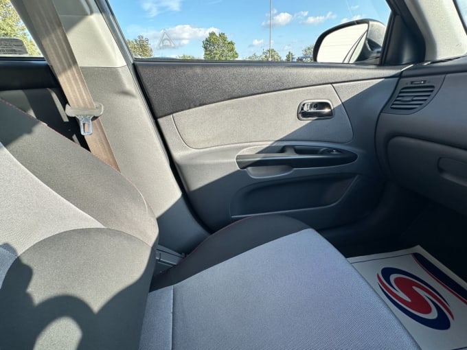 2025 Kia Rio