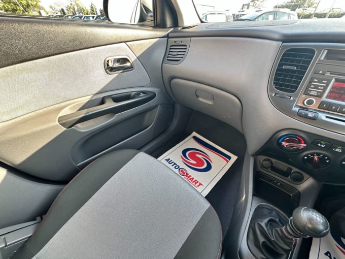 2025 Kia Rio