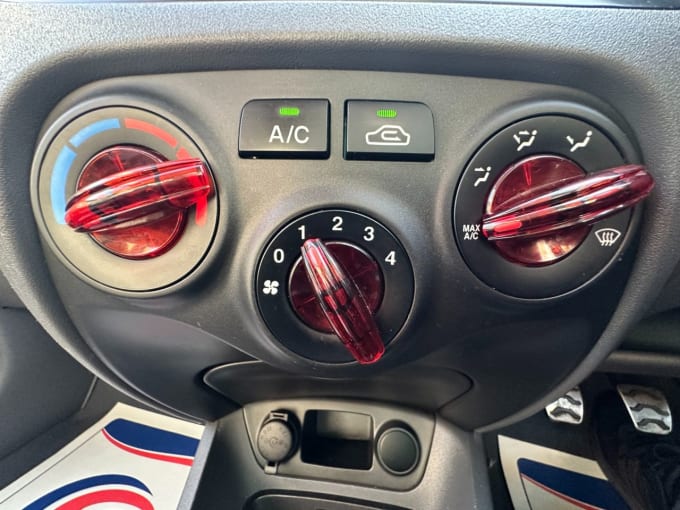 2025 Kia Rio