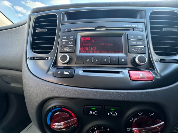 2025 Kia Rio