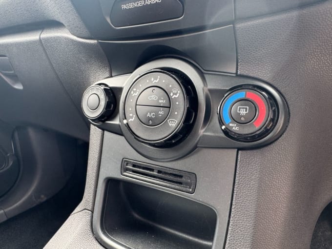2025 Ford Fiesta