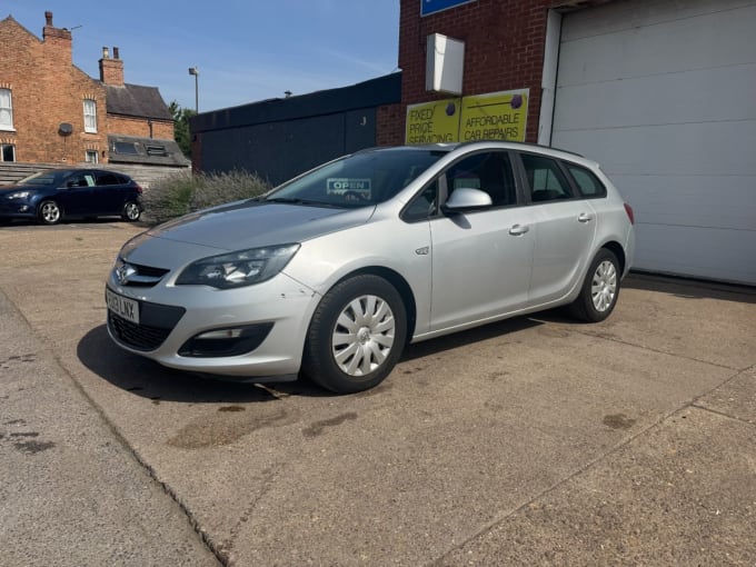 2025 Vauxhall Astra